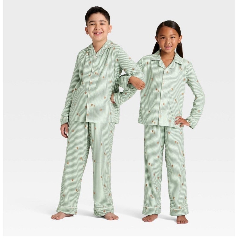 Kids‎ Size 8 holiday Christmas pajamas Set Gingerbread Wondershop